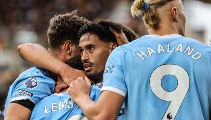 都输不起！曼城残阵战曼联多纳鲁马或迎首秀 红魔门将难抉择