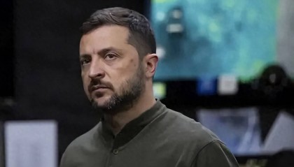 泽连斯基放豪言，准备再战两到三年！欧盟的“妙计”：拿俄罗斯的钱，借给乌克兰打仗