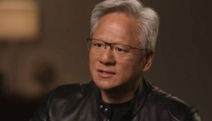 黄仁勋:美政府无需担心中国军方使用美国芯片,何况中国已具备充足计算能力