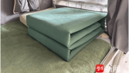 南京晓庄学院有间“硬核”军旅宿舍，住着4位兵哥哥