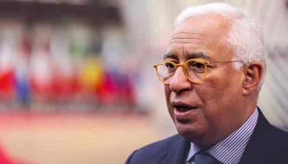 中方发出邀请，特朗普顿感不妙，万斯改口，欧美要重修旧好？