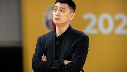 杨鸣反问马健：你说陈盈骏会来辽宁 还是去北京？