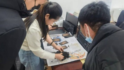 农商银行：兑换火烧币 真情解民忧