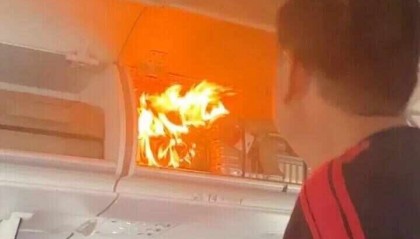 飞行途中乘客行李内锂电池自燃引发起火!国航公布赔偿方案:经济舱每人200元、公务舱300元