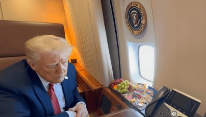 数十万人街头示威!特朗普铸成大错,马斯克火速公布最新计划