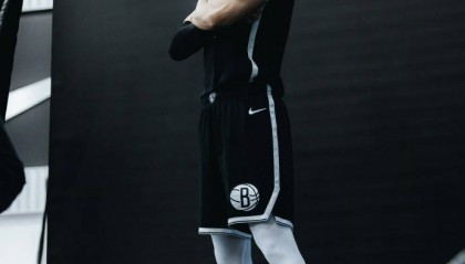 曾凡博:必须继续努力 为亚洲人打破刻板印象