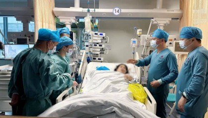 多处堵车，坐了30多小时！女子返深后晕厥，两度心脏骤停！家属：还以为没希望了