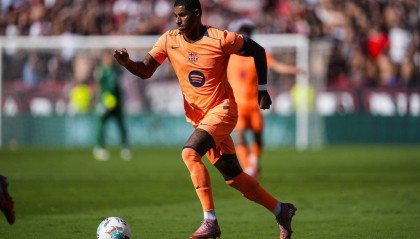 西甲-莱万失点桑切斯点射弑旧主 巴萨1-4塞维让出榜首