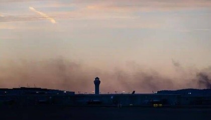 美国货机坠毁事故死亡人数升至11人，其中包括1名儿童，两个“黑匣子”已成功回收