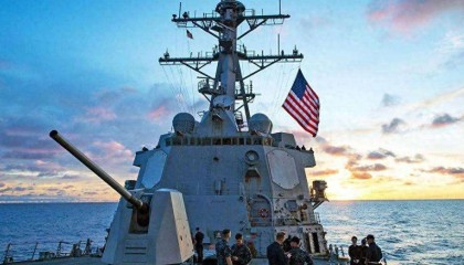 歼20让美日雷达失灵,美派2波人求和,话音刚落,英航母撤离南海