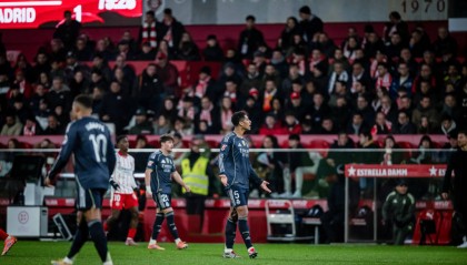 穆帅最被看好！六台问阿隆索下课谁来接任？穆帅得票最多齐祖第二
