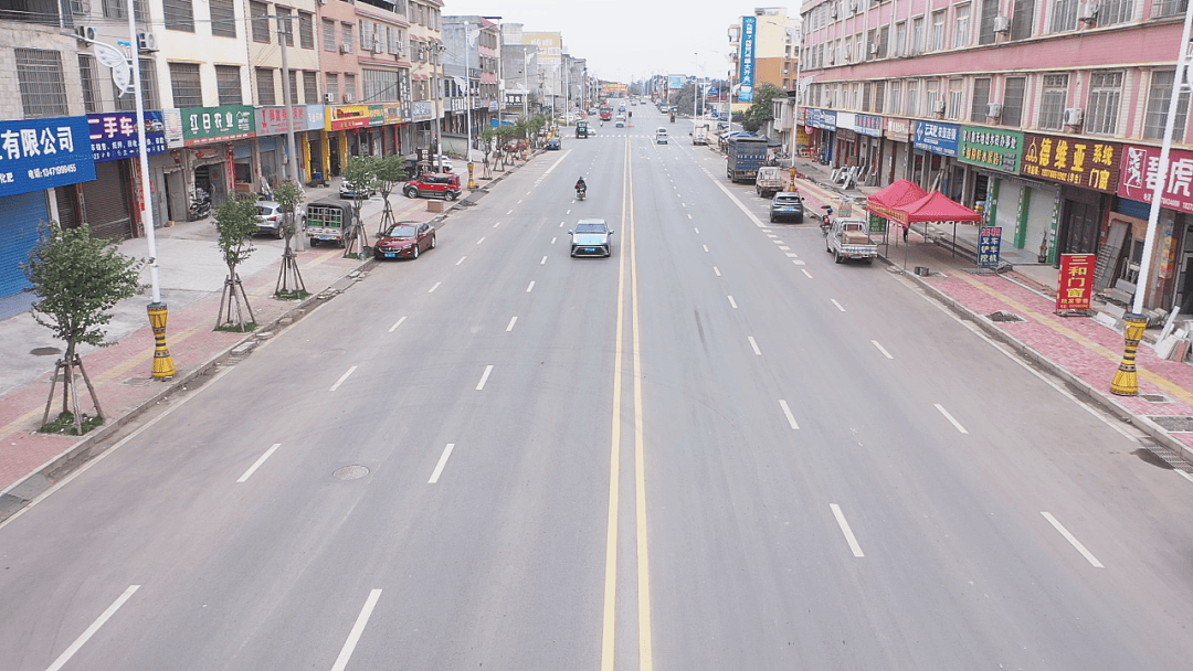 一名男子造谣广西某地道路坑洼，被异地行拘5日！