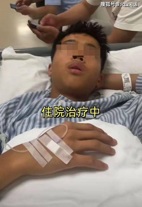 男孩被武校教练打成精神异常，并写出让人想不透的话，父亲心碎了