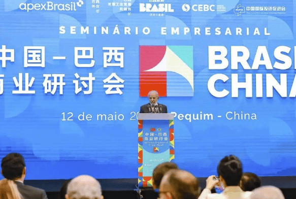 关键时刻，拉美无视美国威胁，多国专机飞往北京，巴拿马押错宝了