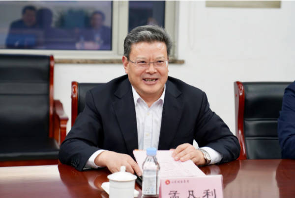 广东省长王伟中赴任内蒙古，中央委员孟凡利任广东省政府党组书记