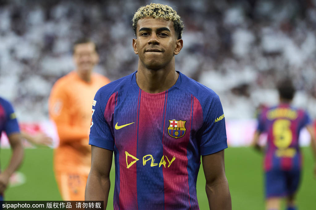 西甲-姆巴佩破门+失点贝林厄姆建功 皇马2-1胜10人巴萨