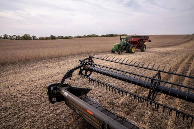 果然是美国害怕的人:李成刚一句话定调中美谈判!美方撤回100%关税