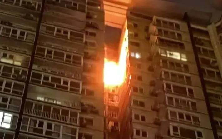 小区有人多次高空抛大便，低层住户苦不堪言：半年都不敢开窗